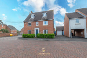 43, Oaklands Way, Leicester LE9 7JW