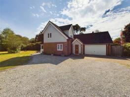15 Hartswood, Arbour Lane, Witham CM8 3NS