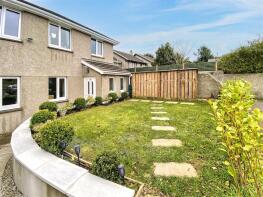 7, Boscarnek, Hayle TR27 6JD