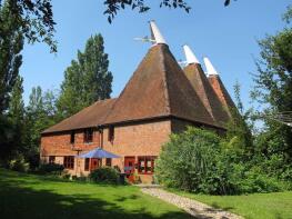 2, Manor Farm Oast, Appledore Road, Ashford TN26 2NE