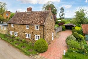 The Cottage, Berry Lane, Daventry NN11 6GA