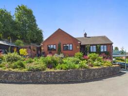 Garreg, Llandyssil, Montgomery SY15 6LQ