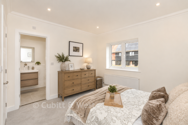 Bedroom & En Suite