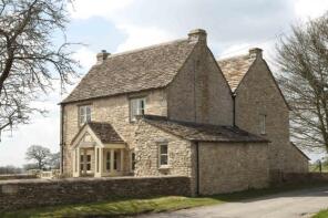 34, The Street, Tetbury GL8 8UN