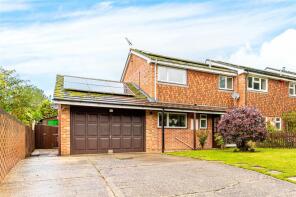 1, Oakfields Close, Newbury RG20 4UT