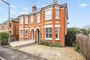 7, Hook Heath Avenue, Woking GU22 0HX