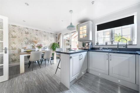 Yeates Drive, Kemsley, Sittingbourne