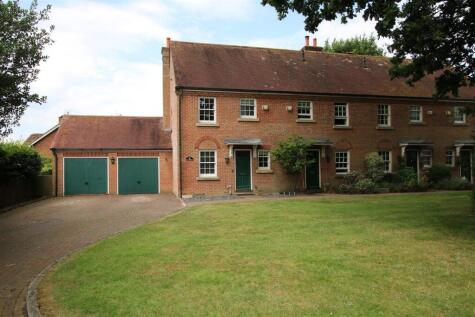 Springfield Park, Horsham, West Sussex