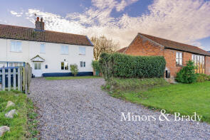 Holly Farm House, Calthorpe Street, Norwich NR12 9TF
