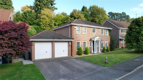 Clovelly Park, Hindhead, Surrey, GU26