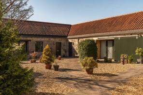 6, Wester Dalmeny Steading, Dalmeny, South Queensferry EH30 9TT