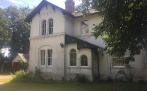 Hartwell Cottage, Oxford Road, Aylesbury HP17 8QG