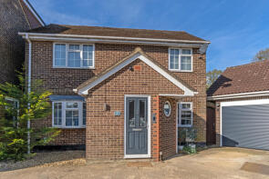 27, Alsa Leys, Bishop's Stortford CM22 6JS