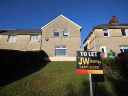 32, Tir Bach Road, Blackwood NP12 2HL