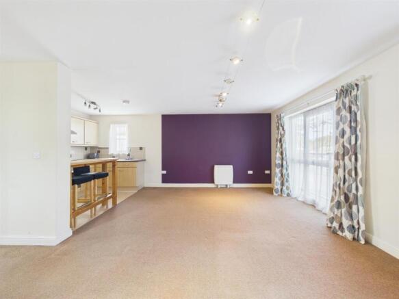 Kitchen/Living Area