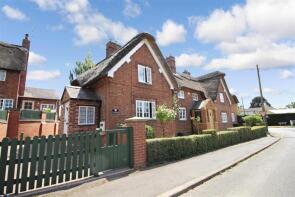 Little Thatch, Lutterworth Road, Lutterworth LE17 6AE