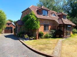 Greentrees, Wootton Road, Lymington SO41 6FT