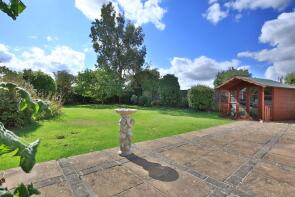 Glen View, School Lane, Grantham NG33 4AG