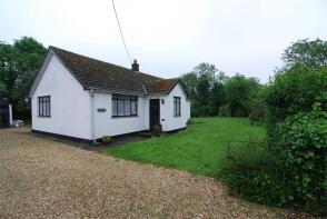 Greenlands, Green Lane, Bedford MK44 2AF