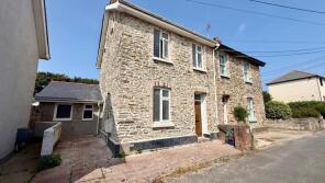 1 Combrew, Chapel Street, Braunton EX33 1EL