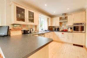 Haytor House, Road Through The North Of Bickington, Newton Abbot TQ12 6JZ
