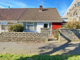 21, Shirdale Close, Maesycwmmer CF82 7QL