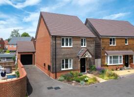 14, Cypress Close, Lea Castle, Kidderminster DY10 3FS
