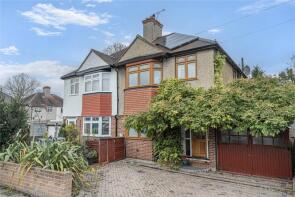 17, Green Way, Bromley BR2 8EZ