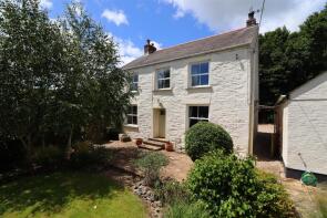 Tregenna House, Road From Junction North East Of Penhale To Tregenna Rock, Truro TR2 5PS