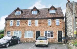 46 48 Flat, Lower Road, Salisbury SP2 9AT