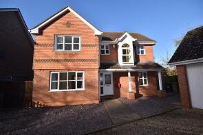 12, Ison Close, Cranwell, Sleaford NG34 8FJ