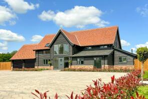 Hardings Farm, Hardings Lane, Fryerning CM4 0HZ