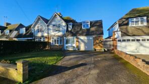 12, Overstone Road, Northampton NN6 0AW