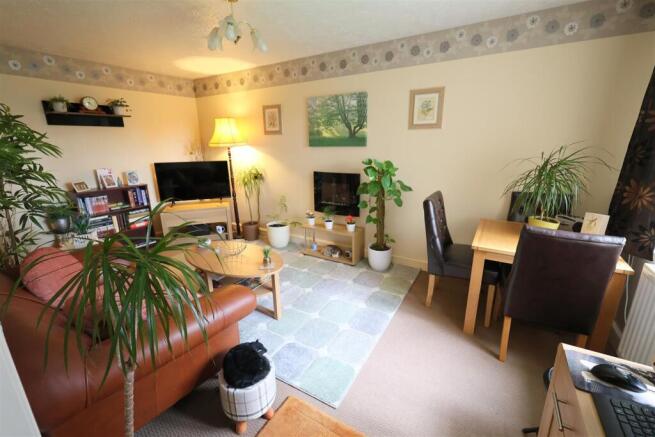 MH Sitting Room.JPG