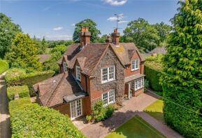 Little Orchard, Reading Road, Eversley, Hook RG27 0NB