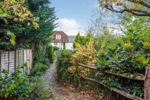 Briar Cottage, Peters Green Road, Robertsbridge TN32 5UN