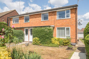 4, Barn Court, Milford Road, Elstead, Godalming GU8 6HN