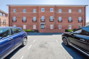 Flat 4, 30a, Beauvais Avenue, Bedford MK42 0JG