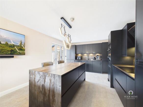 Kitchen/Dining Pic 2