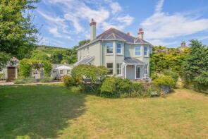 Manor Holme, A379 Through Frogmore, Kingsbridge TQ7 2NR