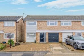 32, Broomhayes, Ipswich IP2 9DA