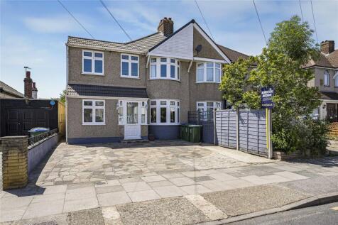 Northumberland Avenue, South Welling, Kent, DA16