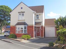 4, The Birches, Plymouth PL6 7LP