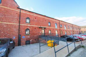146, Kiln Court, Kirk Sandall, Doncaster DN3 1ST