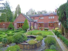 Silvash, Tixall Village Road, Tixall, Stafford ST18 0XT