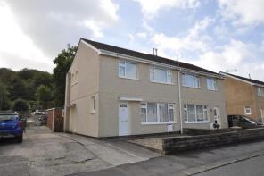 45, Trilwm, Trimsaran, Kidwelly SA17 4AP
