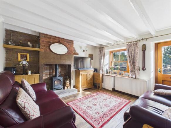 Lounge/Dining Room