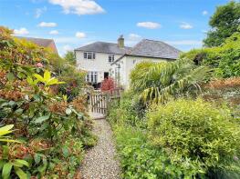Glentivvy, Southview Road, Headley Down, Bordon GU35 8HY