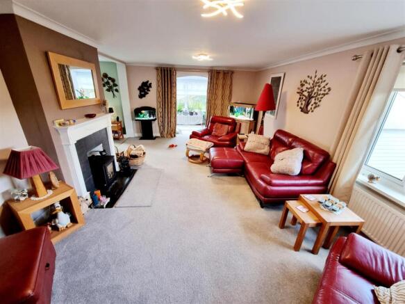 Sitting room.jpg