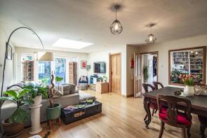 7, Westway, Goring, Reading RG8 0BX